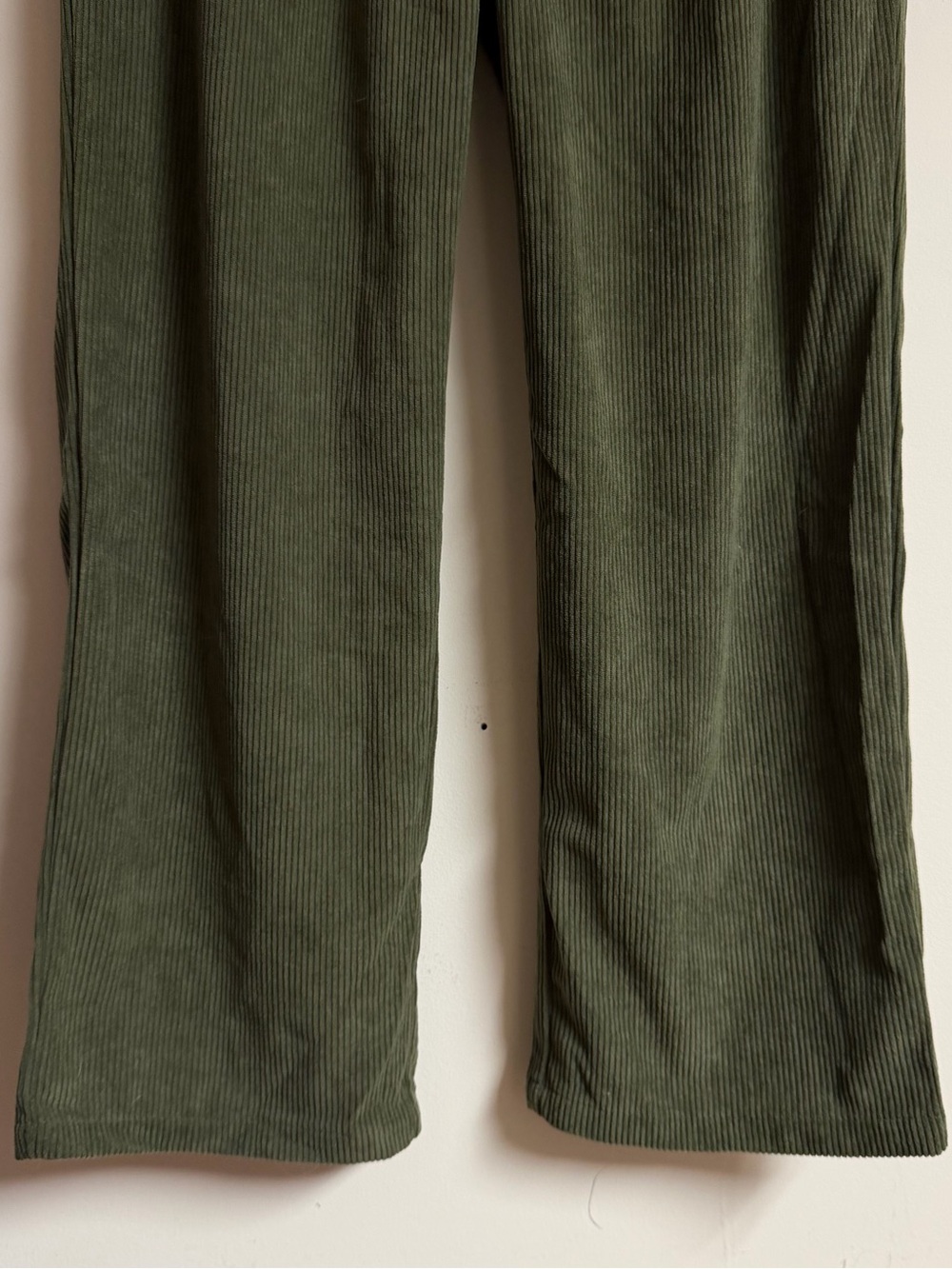 NWT Halara Mid Rise Zipper Pocket Corduroy Casual Pants Size Large - Picture 11 of 13